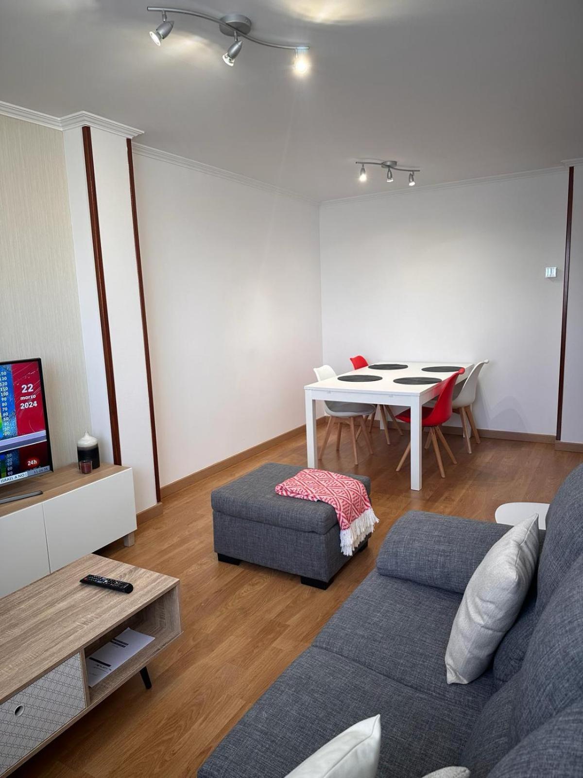 Piso Oroso No Camino Apartamento Sigueiro Exterior foto